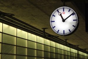 deutsche-bahn-3654134_640 Horloge